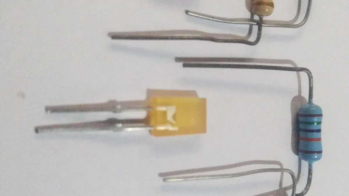 A Clear-Eyed Look at Travel chargers for students and early-career readers